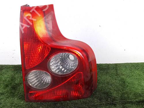 Fanale posteriore destro Fanale posteriore destro 38409646 38409646