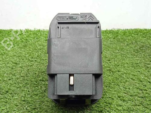 Left front window switch PEUGEOT 206 Hatchback (2A/C) 1.4 HDi eco 70 | BP21551609I27 