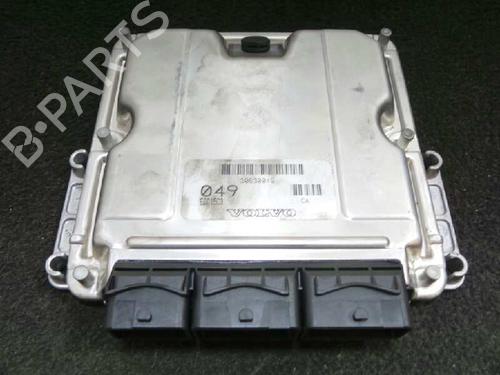 Used Engine control unit (ECU) VOLVO V40 Estate (645) 1.9 DI (115 hp) 5730860