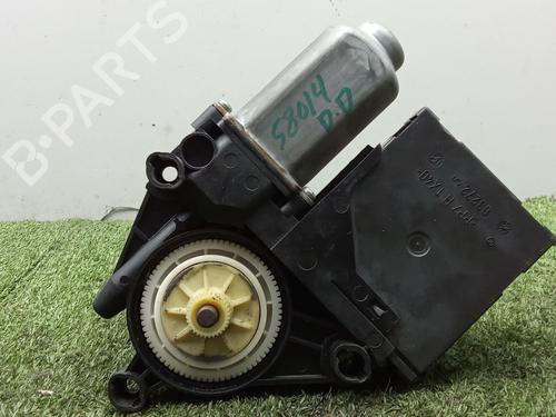 Used Right front window motor Right front window motor 38069110 38069110