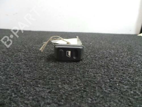 Used Left front window switch CITROËN ZX Break (N2) [1993-1999]  12208001