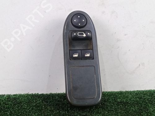 Venstre fortil elrude kontakt CITROËN C5 I (DC_) 2.0 HDi (DCRHZB, DCRHZE) (109 hp) 30902892