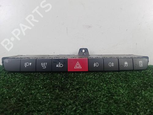 Warnblinkschalter für IVECO DAILY VI Van 35S16, 35C16, 40C16, 50C16, 70C16 (160 hp) 31157452