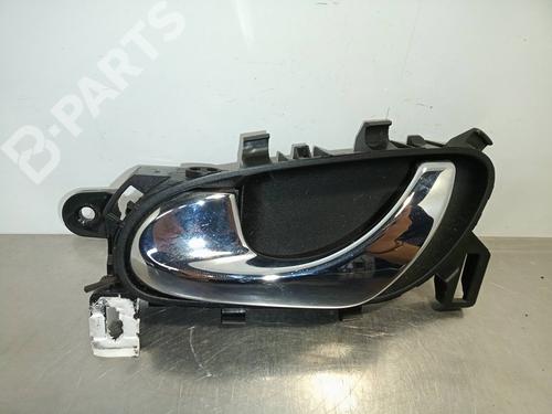 front-left-interior-door-handle-renault-kadjar-ha_-hl_-15-dci-110-hla3-806714ea-2015-10098372 main image