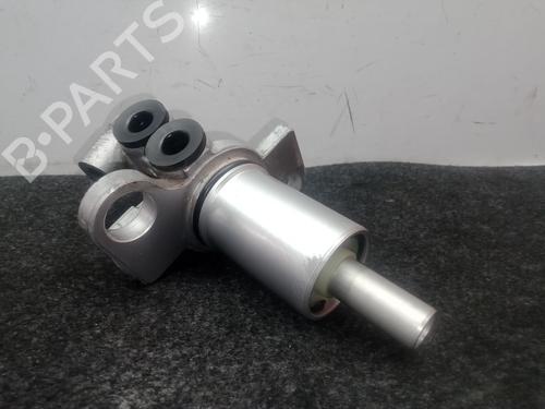 Used Brake master cylinder Brake master cylinder SEAT EXEO (3R2) 2.0 TDI (143 hp) 33235372 33235372