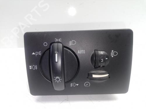 Used Headlight switch FORD KUGA I 2.0 TDCi (136 hp) 16056922