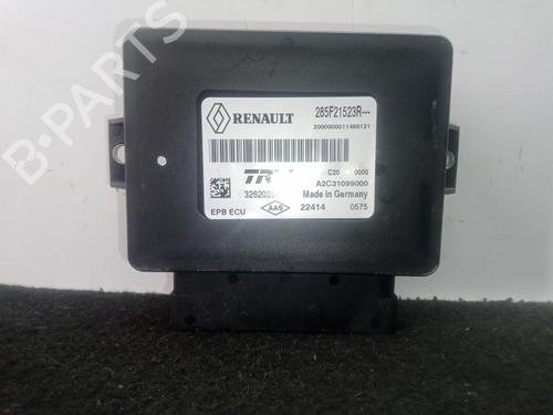 Used Electronic module RENAULT SCÉNIC III (JZ0/1_) 1.6 dCi (JZ00, JZ12) (130 hp) 22381558