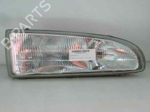 Used Right headlight HYUNDAI H100 Van 2.5 D (78 hp) 22334319
