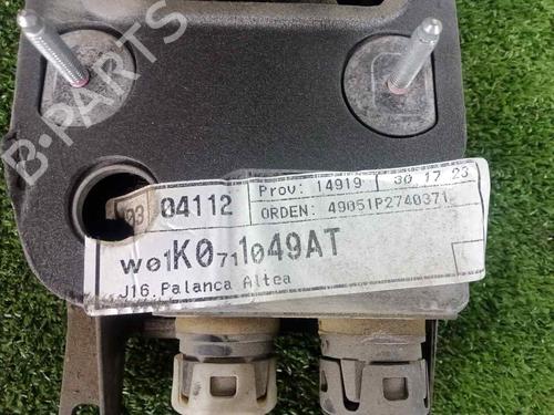 Gear lever SEAT LEON (1P1) 2.0 TDI 16V | BP22238802M90 