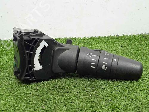 Used Steering column stalk NISSAN X-TRAIL I (T30) 2.2 Di 4x4 (114 hp) 21553606
