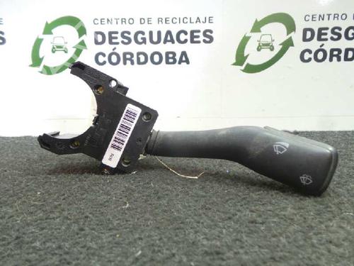 Used Steering column stalk SKODA OCTAVIA I (1U2) 1.6 (75 hp) 5781755