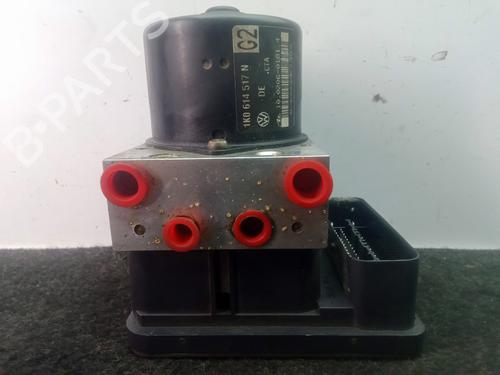 Used ABS pump SEAT LEON (1P1) 2.0 TDI 16V (140 hp) 22239885