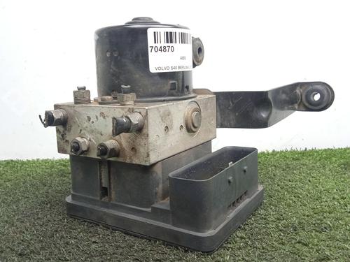Used ABS pump VOLVO S40 II (544) 2.0 D (136 hp) 21174971