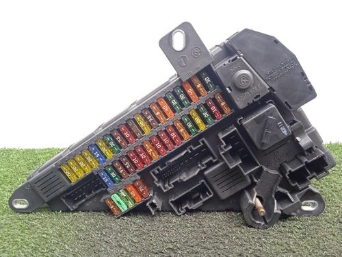 Used Fuse box BMW 5 Touring (E61) 525 d (177 hp) 21387427