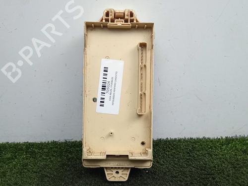 Used Fuse box MITSUBISHI PAJERO III (V7_W, V6_W) [1999-2007]  21286192