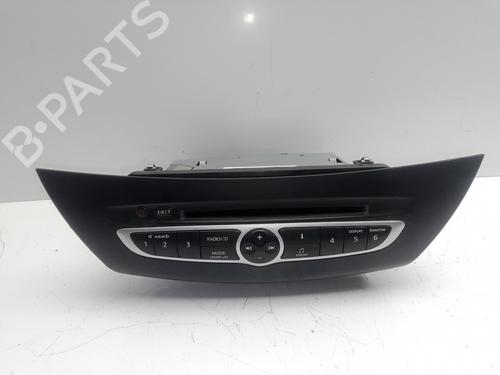 Used Radio RENAULT LAGUNA III (BT0/1) [2007-2015]  16532164