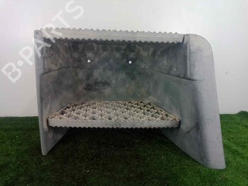 Step IVECO EuroCargo I-III  8142616D | ESCALON.DERECHO