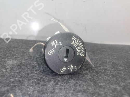 Used Switch MINI MINI COUNTRYMAN (R60) One D (90 hp) 26016963