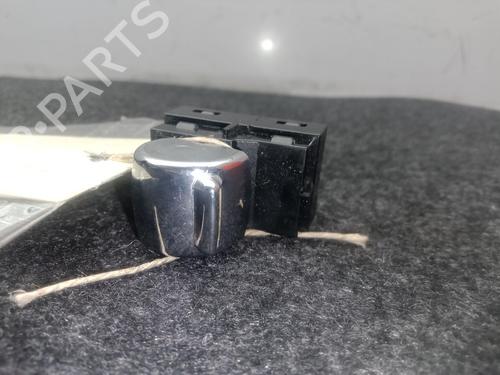 Used Right front window switch MINI MINI COUNTRYMAN (R60) One D (90 hp) 26017296