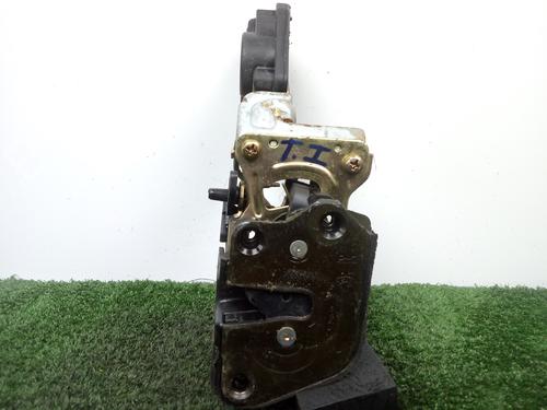 Used Rear left lock HYUNDAI TRAJET (FO) [1999-2008]  26141251