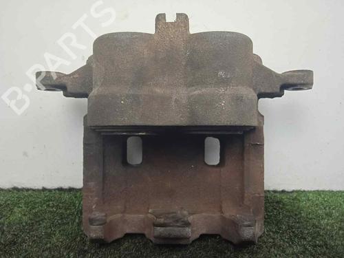 Used Right front brake caliper NISSAN X-TRAIL I (T30) 2.2 dCi (136 hp) 26231640