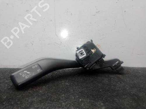 Used Headlight switch VW GOLF V (1K1) 1.9 TDI (105 hp) 29023558