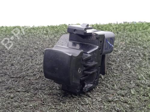 Used Left rear window switch MITSUBISHI MIRAGE / SPACE STAR VI Hatchback (A0_A) 1.2 (A03A) (80 hp) 29176676