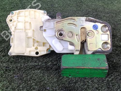 Front left lock HONDA CIVIC VII Hatchback (EU, EP, EV) 1.7 CTDi (EP4, EU9) | BP29351003C98 