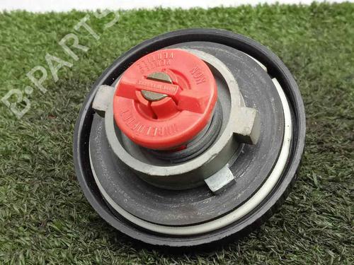 Fuel flap OPEL VECTRA A (J89) 2.0 i (F19, M19) | BP30087499C131 