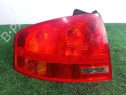 Used Left taillight AUDI A4 B7 (8EC) 2.0 (130 hp) 30136254