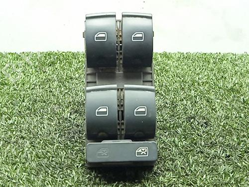 Used Left front window switch AUDI A4 B7 (8EC) 2.0 (130 hp) 30136255
