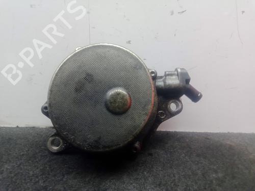 Used Vacuum pump BMW 3 Touring (E46) 320 d (150 hp) 30317035