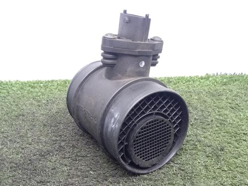 Used Mass air flow sensor HYUNDAI SANTA FÉ I (SM) 2.0 CRDi 4x4 (125 hp) 30562723