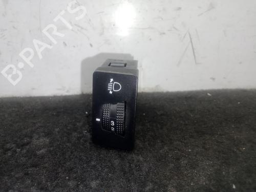 Used Headlight switch HYUNDAI ix35 (LM, EL, ELH) 1.7 CRDi (116 hp) 30562847
