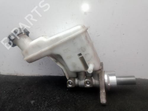 Used Brake master cylinder HYUNDAI ix35 (LM, EL, ELH) 1.7 CRDi (116 hp) 30562861