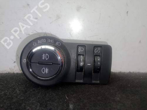Commande de phare OPEL INSIGNIA A (G09) 2.0 CDTI (68) (131 hp) 30578382