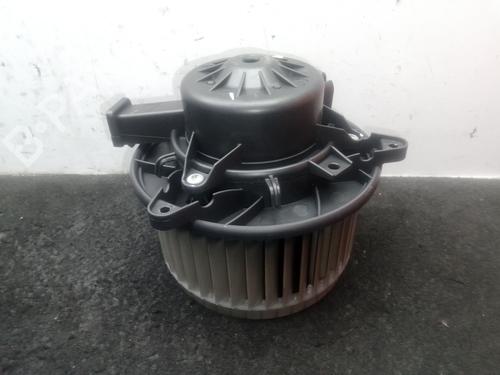 Used Heater blower motor OPEL INSIGNIA A (G09) 2.0 CDTI (68) (131 hp) 30578384