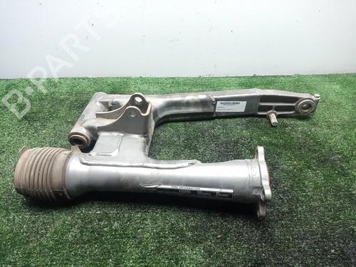 BP30588004O1 main image