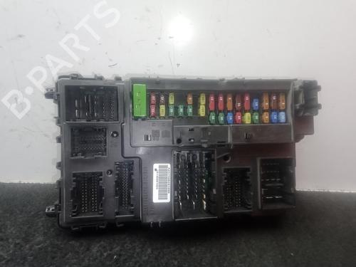 Used Fuse box FORD MONDEO V Hatchback (CE) 2.0 TDCi (150 hp) 32411463