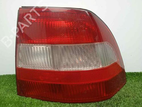Used Right taillight OPEL VECTRA B (J96) 2.0 DTI 16V (F19) (101 hp) 10001176