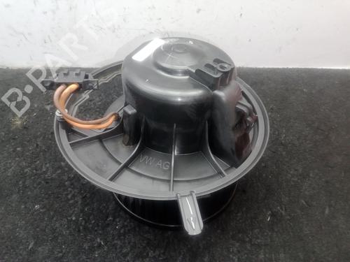 Used Heater blower motor Heater blower motor VW GOLF VI (5K1) 1.6 TDI (105 hp) 34715190 34715190