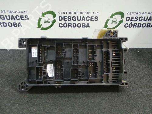 Fuse box KIA SORENTO I (JC)  | BP5742047E1 