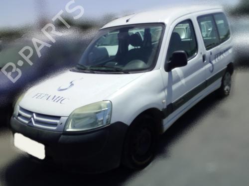 Engine control unit (ECU) CITROËN BERLINGO / BERLINGO FIRST Box Body/MPV (M_) 1.9 D 70 (MBWJZ, MCWJZ) | BP8190136M57 