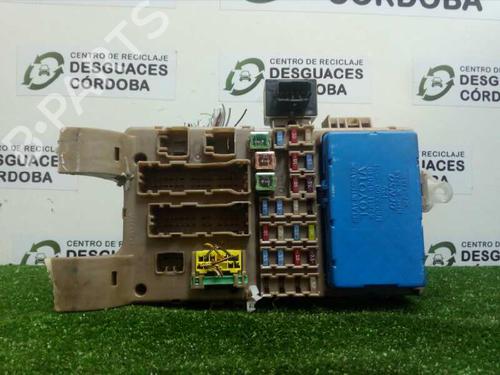 Used Fuse box TOYOTA COROLLA (_E12_) 2.0 D-4D (CDE120R, CDE120L_) (116 hp) 5745175