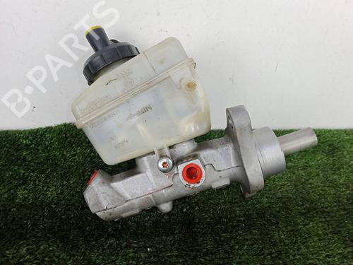 Used Brake master cylinder DACIA DUSTER (HS_) 1.5 dCi 4x4 (HSMC, HSMD) (110 hp) 30717603