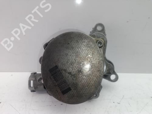 Used Vacuum pump RENAULT LAGUNA III (BT0/1) [2007-2015]  22639811