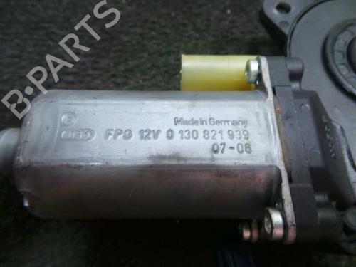 Right front window motor FORD FIESTA V (JH_, JD_) 1.3 | BP5741956E20 