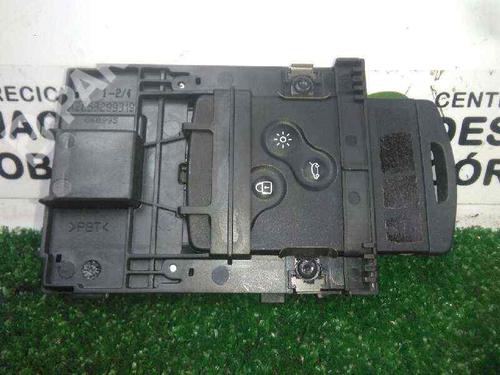 Used Ignition barrel Ignition barrel RENAULT LAGUNA III (BT0/1) 2.0 dCi (BT01, BT08, BT09, BT0E, BT0K, BT12, BT1C, BT1D,... (150 hp) 7512820 7512820