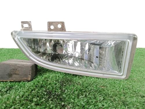 right-front-fog-light-mazda-2-dy-2003-2004-2005-2006-2007-32022780 main image