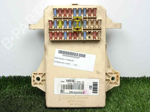 Used Fuse box HYUNDAI i30 (FD) 1.4 (109 hp) 9768963